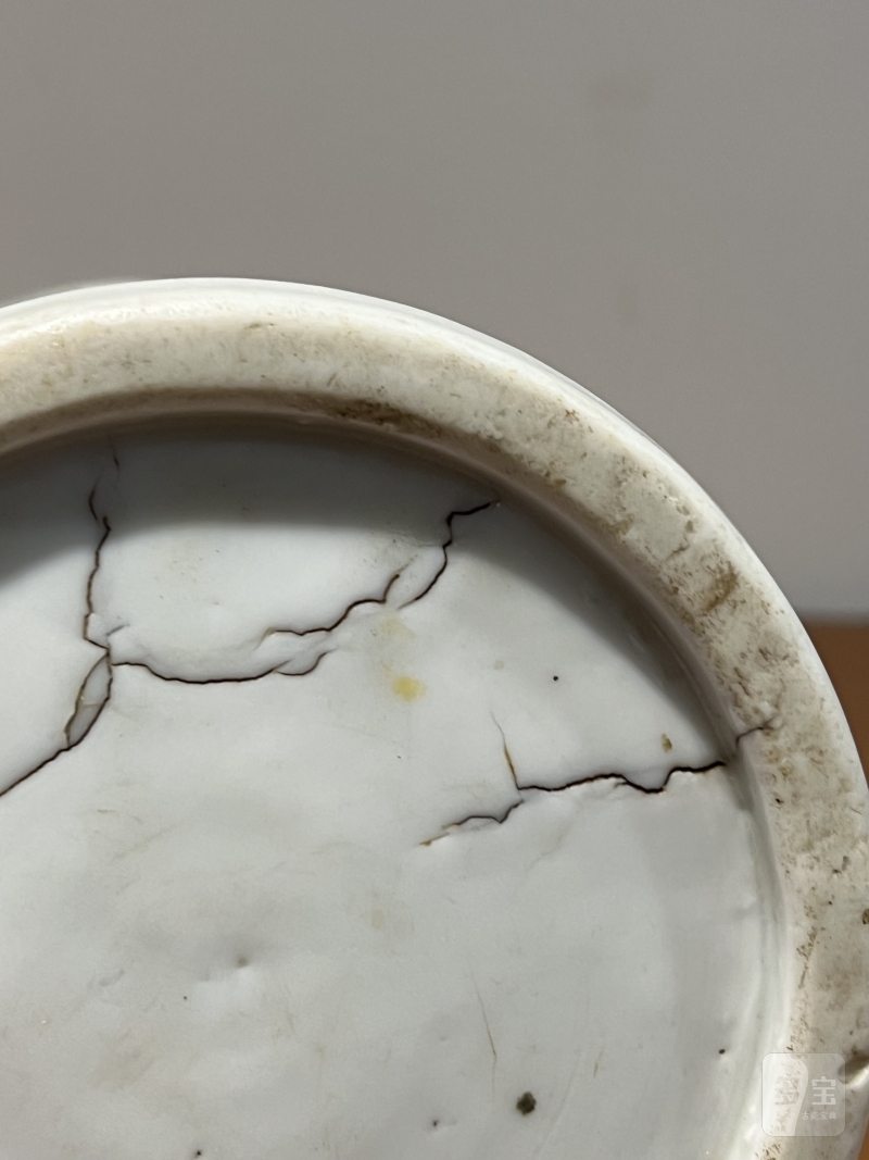 十七世纪 德化刻牡丹纹筒瓶 - 图3